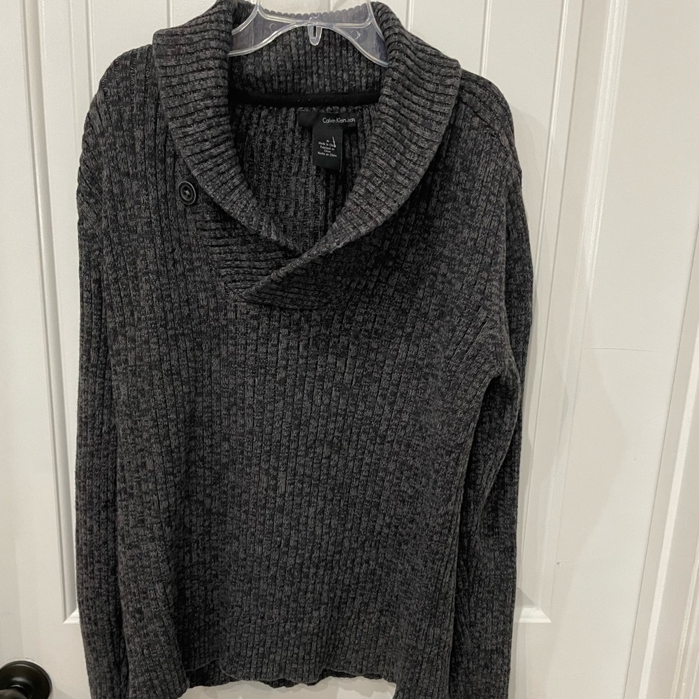 Calvin Klein Jeans Brand Sweater - Size Medium - like New!